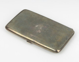 A silver cigarette case of plain form Sheffield 1922 168 grams  