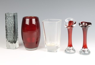 A Whitefriars style grey glass tapered vase 17cm, 2 red spill vases, an ovoid ditto and a square vase  