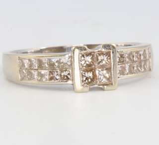 A 14ct yellow gold princess cut diamond ring size P 