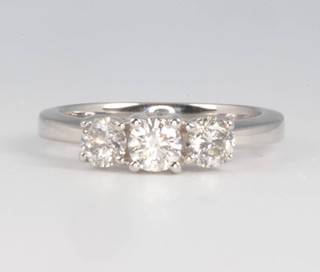 A 14ct white gold 3 stone diamond ring approx. 1ct, size M 