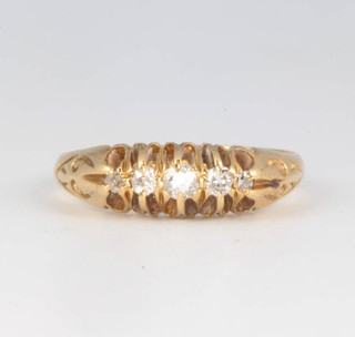 An 18ct yellow gold 5 stone diamond ring size M 3.2 grams