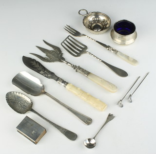 A silver plated matchbox sleeve and minor plated items