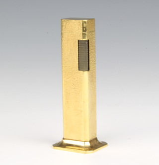 A gold plated Dunhill Tallboy table top cigarette lighter 11cm 