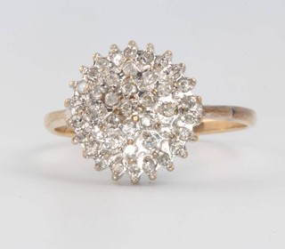 A 9ct yellow gold diamond cluster ring size P 2.4 grams gross