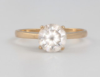 A 9ct yellow gold paste set ring size M 1.7 grams gross