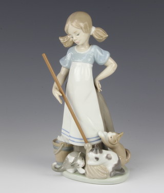A LLadro figure of a young lady with a mop and 3 kittens at her feet 5232 22cm 