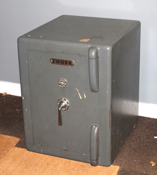 A Chubb Warwick safe serial no. 1062317 63cm h x 48cm w x 57cm complete with key 