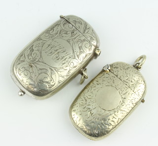 An Edwardian silver plated vesta sovereign case and a ditto vesta