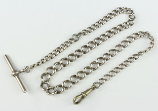 A silver Albert, T bar and clasp 35 grams