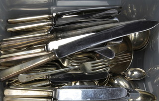 A canteen of silver cutlery comprising 12 dessert forks, 12 dinner forks, 12 teaspoons, 12 dessert spoons, 12 soup spoons, 6 tablespoons, 12 egg spoons, 2 small ladles, 1 large ladle together with matched fish knives and forks and minor cutler, 4460 grams 