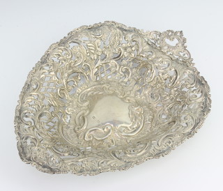 A Victorian repousse silver heart shaped dish Birmingham 1898 20cm 186 grams