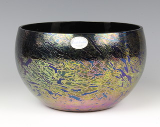 A Royal Brierley Art Glass deep bowl 18cm, boxed 