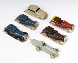 A Triang Minic clockwork racing car (no key) and 5 Triang Minic clockwork model cars (no keys and light rust) 