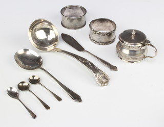 A silver Kings pattern ladle, 2 napkin rings and minor silver ware, 200 grams