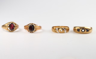 Four gentleman's 9ct yellow gold rings size R, R, R and P, 15 grams gross