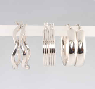 Three pairs of 9ct white gold earrings 6.7 grams