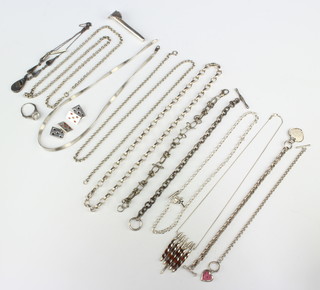 A silver necklace and minor silver jewellery 231 grams