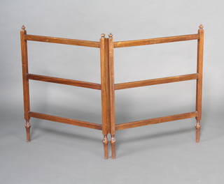 An Edwardian mahogany 2 fold, 3 bar clothes horse, 85cm h x 140cm, raised on turned and reeded supports 