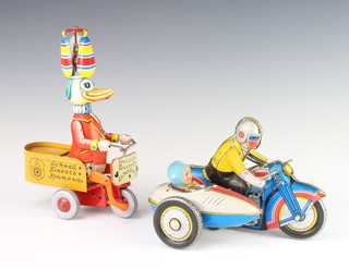 An Altes Nurnberger Blechspielzeug tinplate model of a cycling bird together with a Chinese tinplate model of a motorcyclist and side car marked 605 