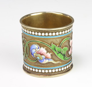 A Russian silver and enamel napkin ring decorated with scrolling flowers 46 grams. 4.25cm 