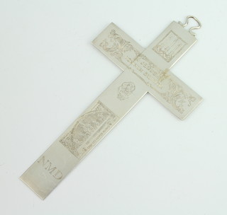 A silver cross with engraved decoration, 19cm, 75 grams