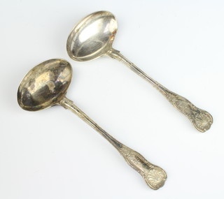 A pair of Victorian silver Kings Pattern sauce ladles, London 1891, 153 grams