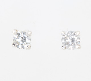 A pair of 18ct white gold diamond ear studs approx. 0.5ct 