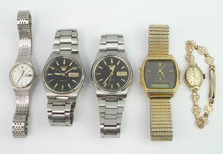 A lady's gilt cased Rotary wristwatch, 2 Seiko wristwatches and 2 others