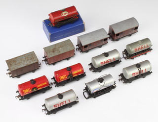 A Hornby OO oil tank wagon D1 boxed, 7 other oil tank wagons, 2 trucks and 2 break wagons