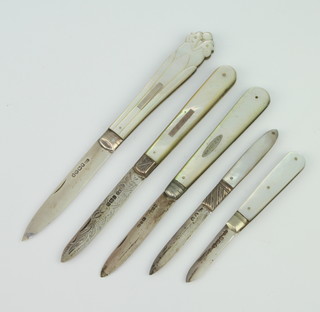 A Victorian silver and mother of pearl fruit knife Sheffield 1899 and 4 others