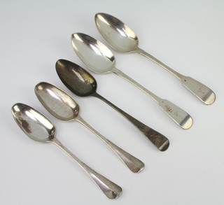 A pair of George IV silver fiddle pattern tablespoons Exeter 1824 and 3 other Georgian spoons, 300 grams