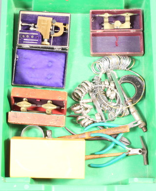 A small quantity of jewellers tools including weights, ring gauges etc