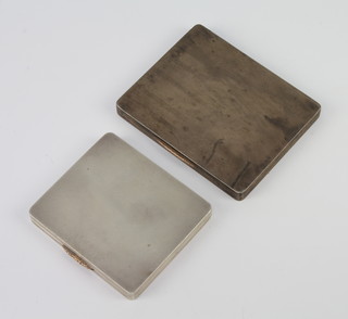 Two silver engine turned cigarette cases with gold thumb pieces, London 1950,  298 grams