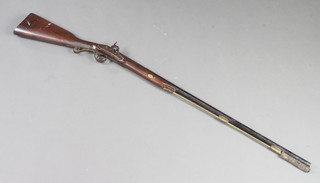 An 18th/19th Century percussion muzzle loading sporting gun with 82cm barrel, complete with ram rod 