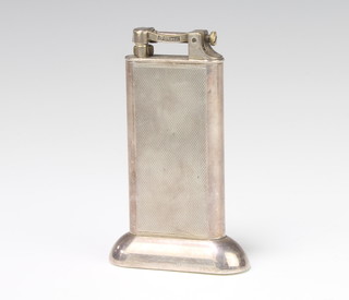 A 1930's Dunhill silver plated engine turned table top cigarette lighter 10cm 