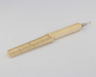 An Edwardian ivory propelling pencil with ruler handle 10.5cm 