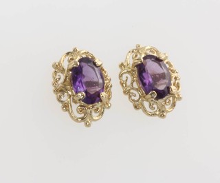 A pair of 9ct yellow gold filigree amethyst ear studs 12mm 