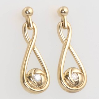 A pair of 9ct yellow gold diamond drop earrings, 25 mm 