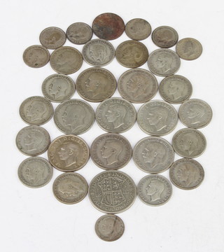 A collection of pre 1947 coinage, 195 grams