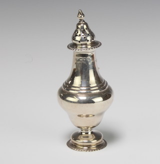 A Queen Anne style silver sugar shaker London 1912, 16cm, 93 grams