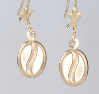 A pair of 9ct yellow gold coffee bean earrings 