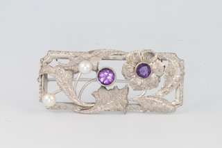 An 18ct white gold amethyst and pearl brooch 9.2 grams 45mm 