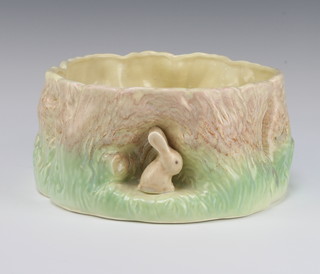 A Sylvac bowl decorated with elves and bunnies 1614 22cm, a ditto cat 12cm, a posy vase 1479 22cm, a wall pocket 323 20cm, an ashtray 1454 14cm, a vase 15cm, 2 other rabbits and a lidded rabbit box 
