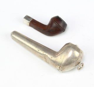 A novelty silver cheroot holder in the form of a pipe 7cm containing the bowl of a cheroot holder with a silver collar 