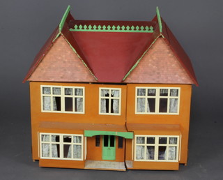 A wooden painted dolls house and a collection of dolls house furniture 31cm h x 90cm x 34cm 