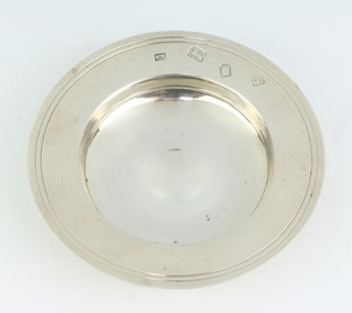 A Mappin & Webb silver Armada dish London 1973, 10cm, 72 grams 