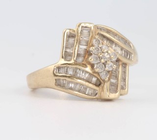 A 10ct yellow gold paste set ring, gross 5.2 grams 