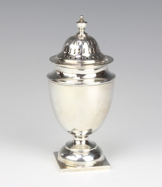 A Victorian Adam style silver shaker of plain form 138 grams, 14cm  