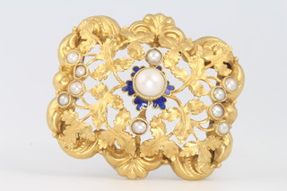 An 18ct yellow gold pearl and enamelled brooch 8.1 grams, 32mm 