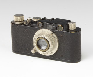 A Leica camera marked Ernst Leitz Wetzlar no.95861 